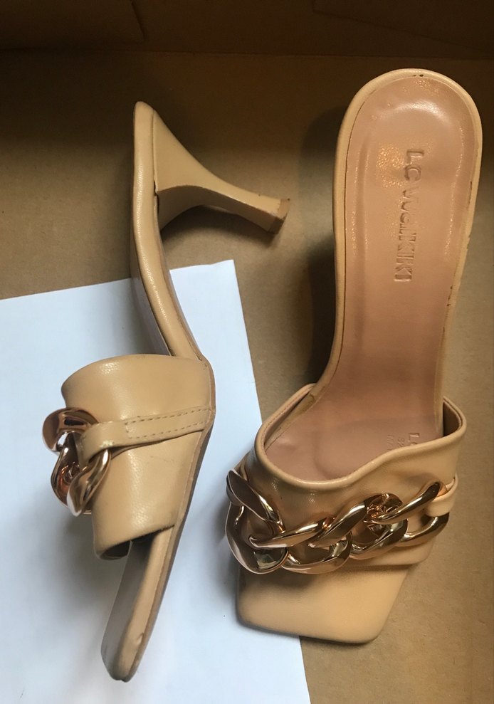 Bej Zincir Detaylı Kadın Topuklu Terlik - Görsel 2