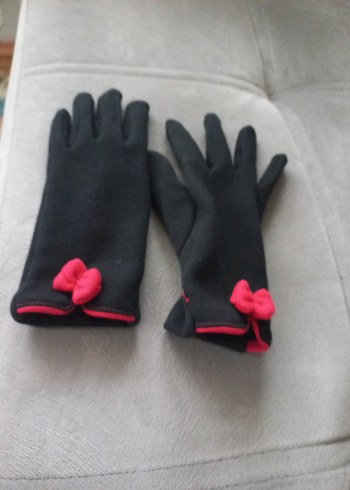 Kırmızı Fiyonk Detaylı Siyah Kadın Eldiven - Görsel 3