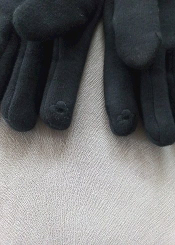 Kırmızı Fiyonk Detaylı Siyah Kadın Eldiven - Görsel 4