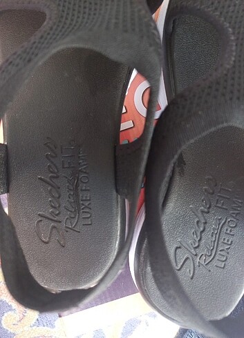 35 Beden Sckechers yeni sezon sandalet bayan