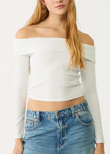 Stradivarius triko