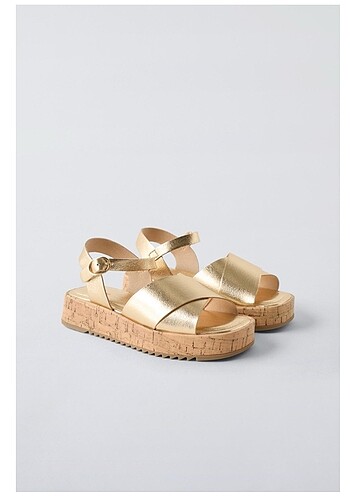 Zara metalik sandalet