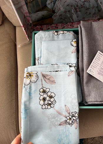 MIRRA Çiçek Desenli çift kişilik  pike Nevresim Takımı Gri-Pembe - Görsel 3