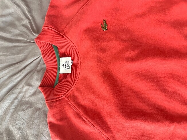 Lacoste sweatshirt