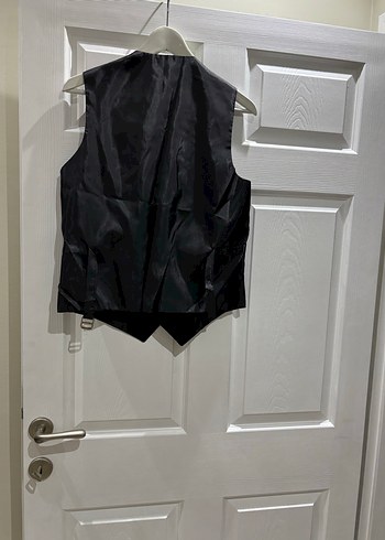 Erkek Siyah Düğmeli Kolsuz Yelek - Görsel 2