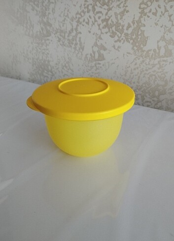 Tupperware 