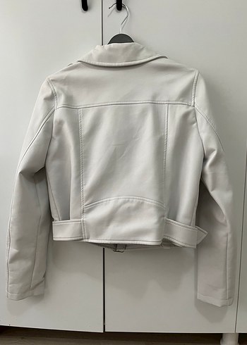 Beyaz Deri Kemerli Kadın Ceket - Görsel 4