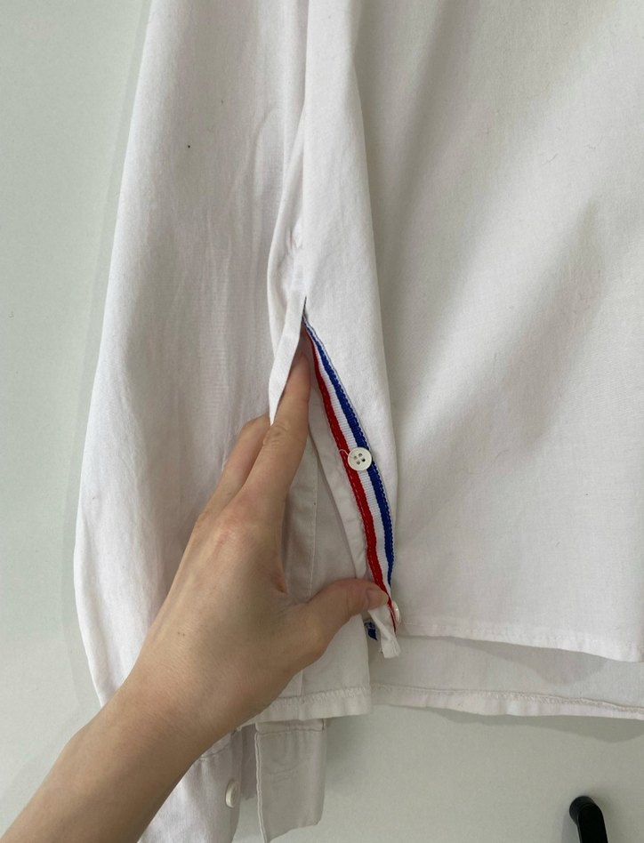 Pamuklu Beyaz Düğmeli Uzun Kollu Gömlek - Görsel 3