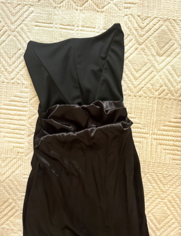 Siyah Drapeli Straplez Uzun Abiye Elbise - Görsel 2