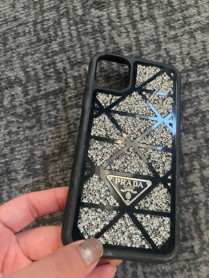 Boncuklu Gri Prada Telefon Kılıfı - Görsel 2