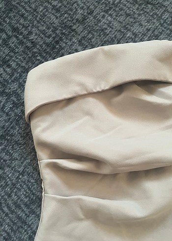 Trendyol & Milla Bej Düz Kesim straplez buluz