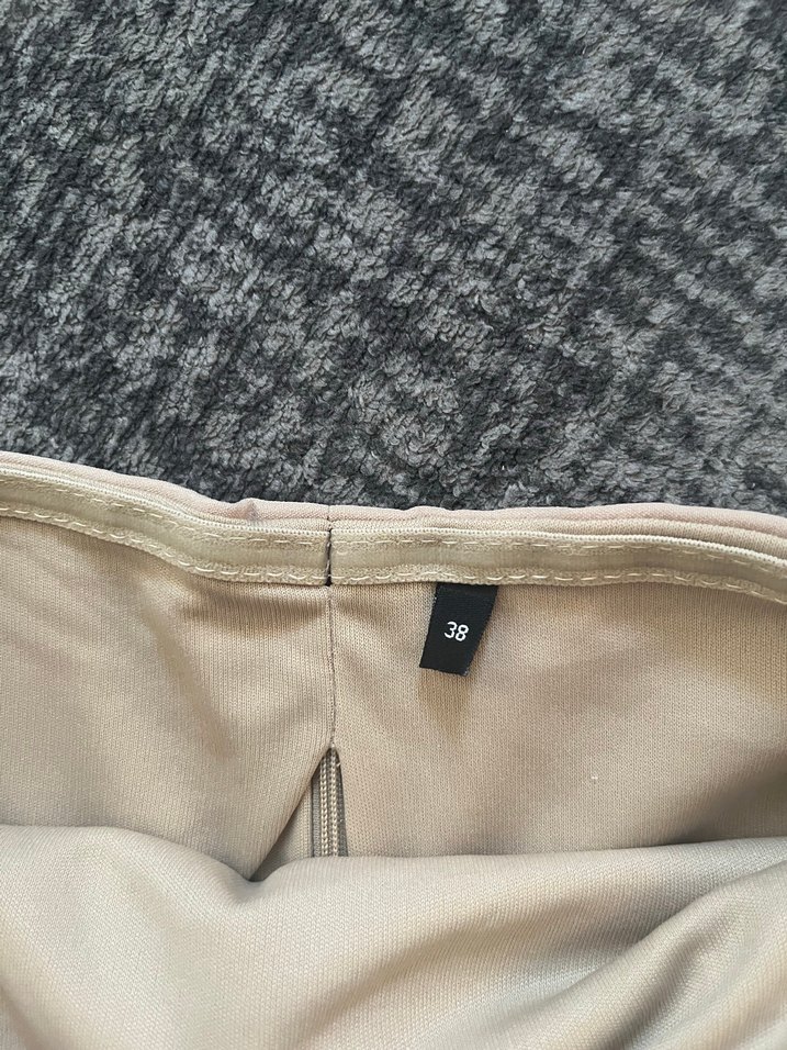 Bej Düz Kesim straplez buluz - Görsel 3