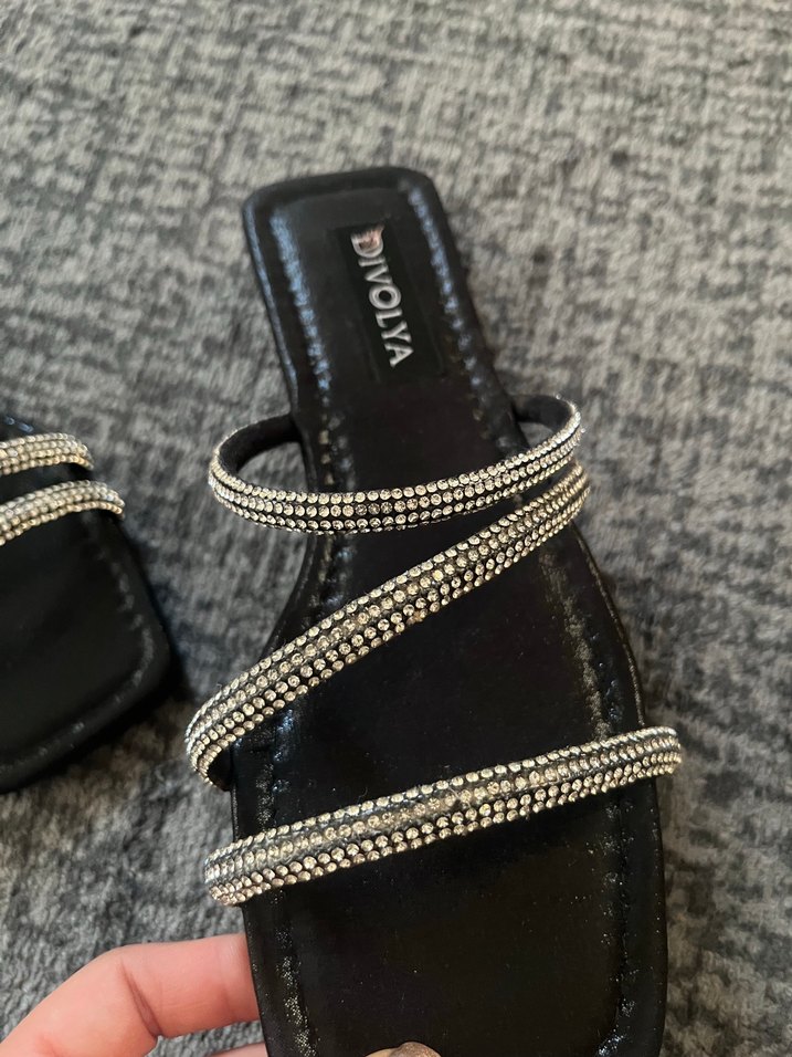 Divolya Siyah Yılan Desenli Blok Topuklu Terlik - Görsel 2