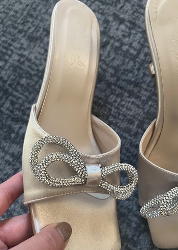 Saten Fiyonklu Bej Stiletto Abiye Ayakkabı - Görsel 2