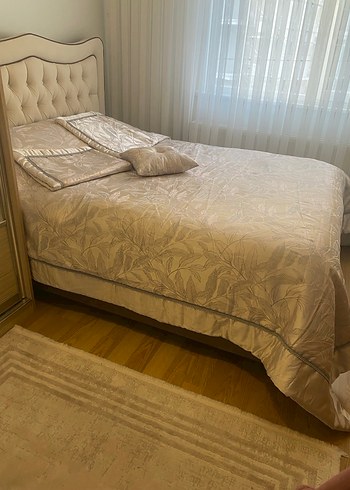 Nakışlı Bej Yatak Örtüsü - Görsel 4