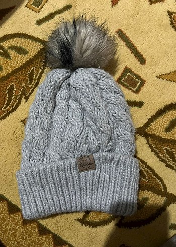 Kadın Gri Örgü Bere Ponponlu - Görsel 2