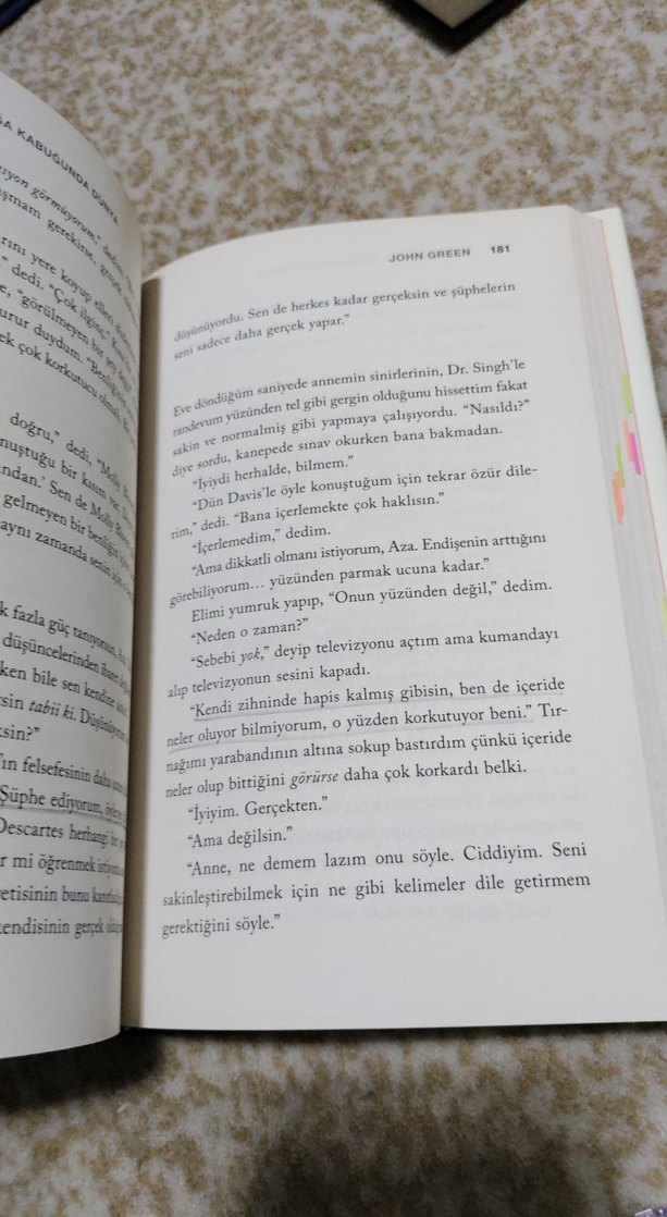 Kaplumbağa Kabuğunda Dünya - John Green - Görsel 2