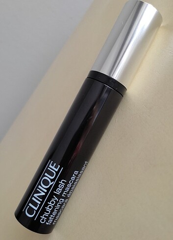  Beden Clinique Chubby Mascara ? (Tam boy)