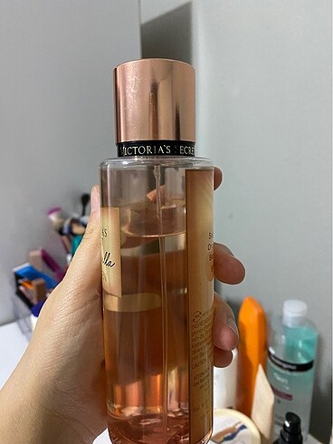 Beden Renk Victoria secret parfüm