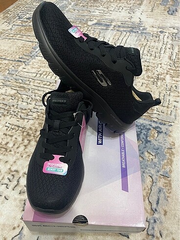 37 Beden siyah Renk Skechers kadın ayakkabı siyah