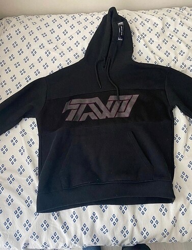 PULL&BEAR stwd sweatshirt