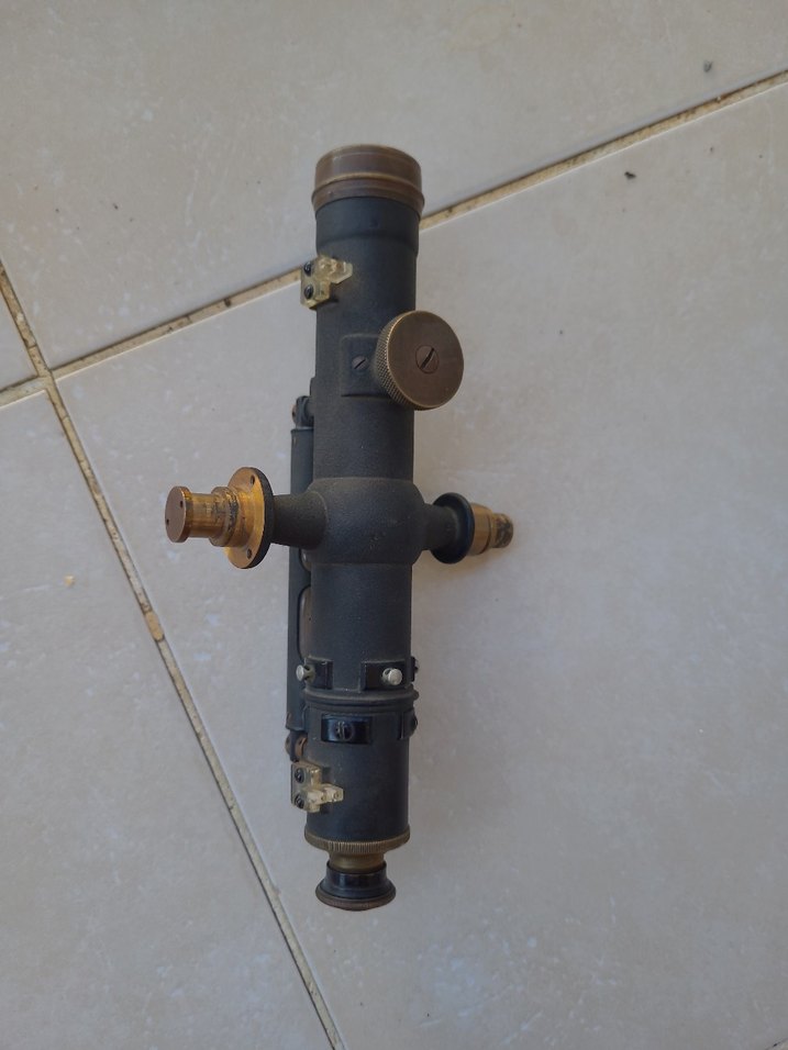 Koyu renkli bej teleskop - Görsel 4