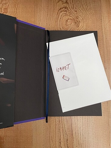  İzmarit kitap