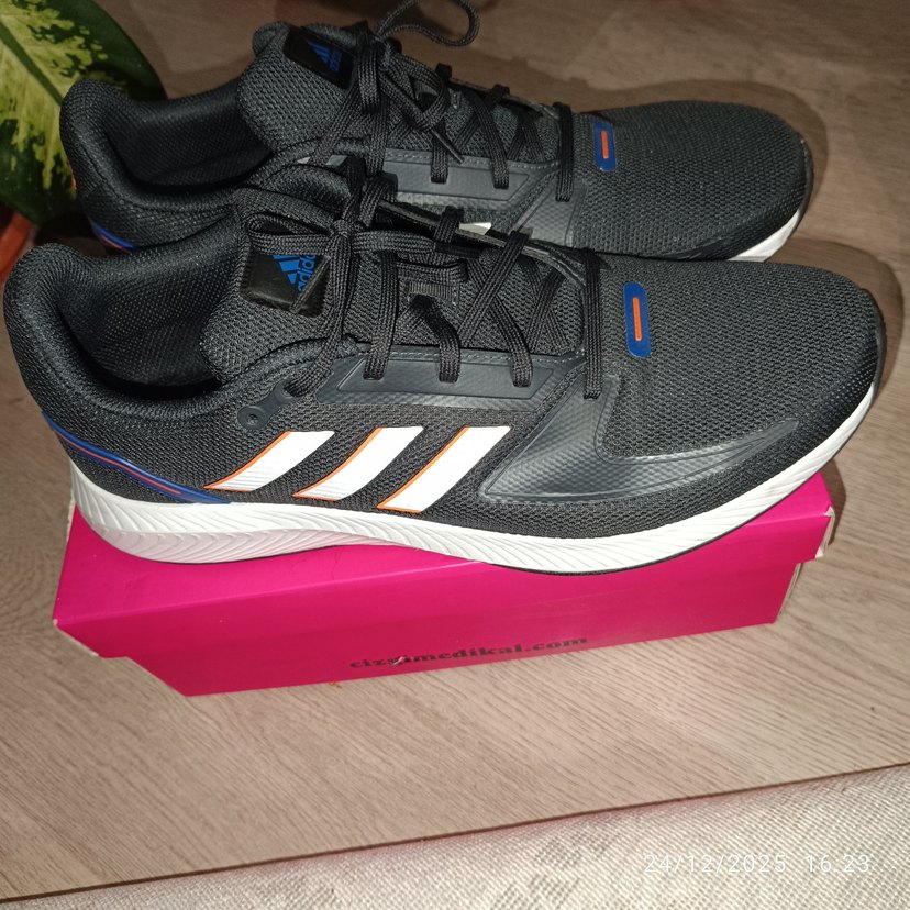 Siyah Elastik Bağcıklı Erkek Spor Ayakkabı - Görsel 2