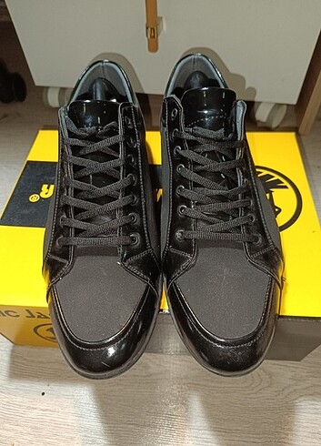 Erkek spor ayakkabı - Görsel 3