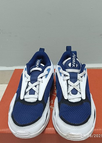 Renkli Erkek Çocuk Spor Ayakkabı