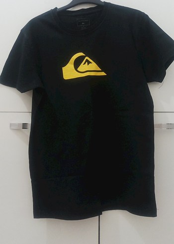 Quiksilver Siyah Baskılı Erkek Kısa Kollu Tişört