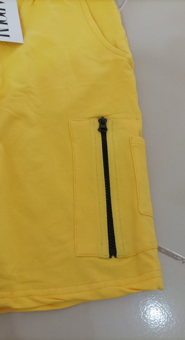 Sarı Fermuarlı Rahat Erkek Şort - Görsel 3