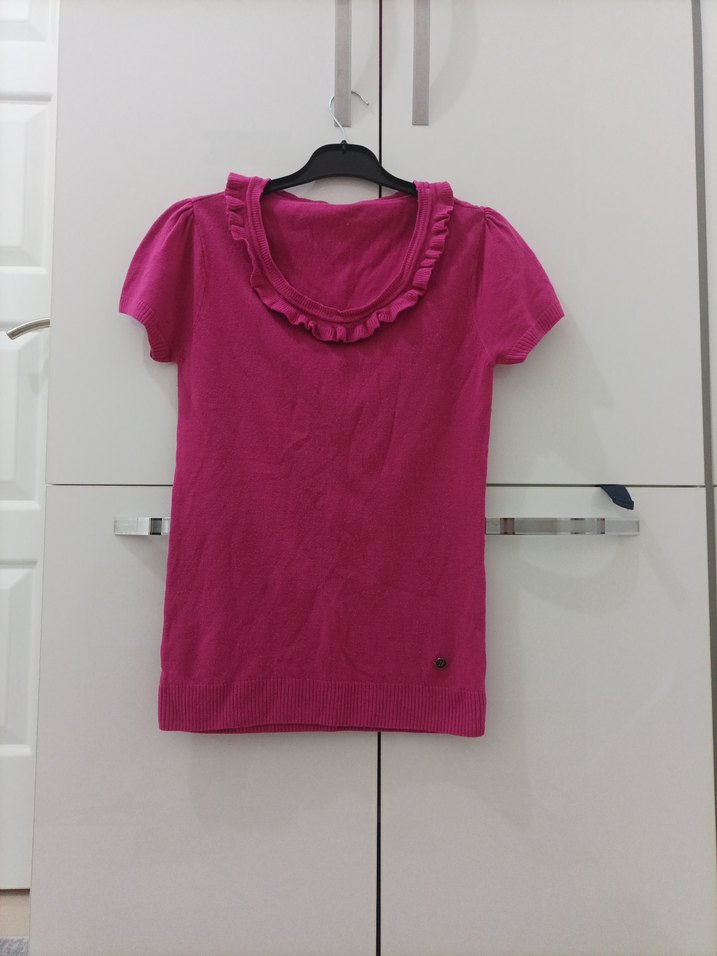 Pembe Fırfırlı Kısa Kollu Hamile Bluzu - Görsel 3