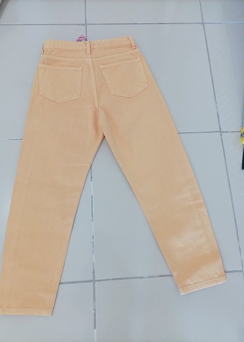 Bej Düğmeli taşlı kadın Pantolonu - Görsel 3