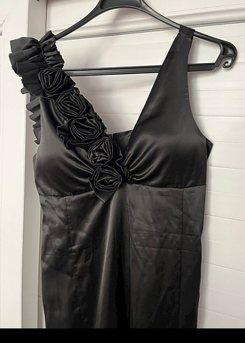 Siyah Drapeli Uzun V Yaka Gotik Abiye Elbise - Görsel 2