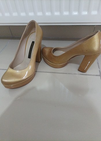 Bej Minimalist Stiletto Topuklu Kadın Ayakkabı - Görsel 2