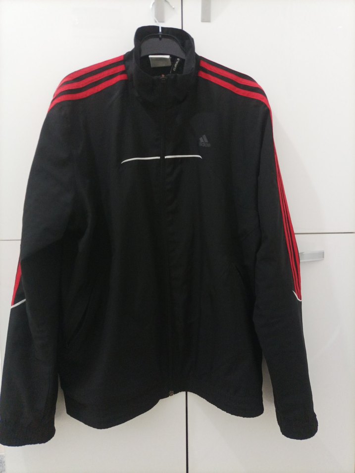 Siyah Kırmızı Şeritli Fermuarlı Spor Ceket - Görsel 4