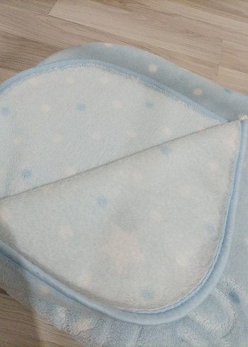 Pastel Mavi Desenli Çocuk Battaniyesi - Görsel 3