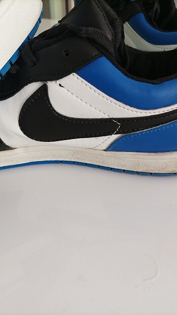 42,5 Beden Nike spor ayakkabısı