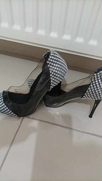 38 Beden Bayan taşli stiletto