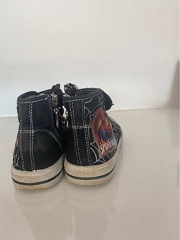 28 Beden siyah Renk Spiderman resimli converse ayakkabı