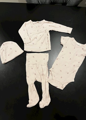 Bebek Kız Uzun Kollu Beyaz 4'lü Kıyafet Seti - Görsel 2