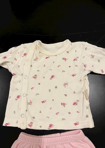 Dantel Detaylı Pembe Bebek Kız Takımı - Görsel 2