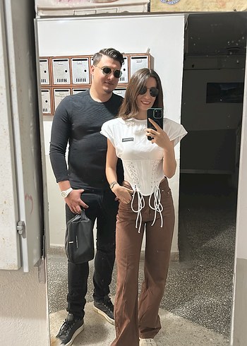 Beyaz sagaza tasarım tişört - Görsel 2