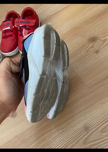 Skechers Kız Çocuk Renkli Bağcıklı Spor Ayakkabı