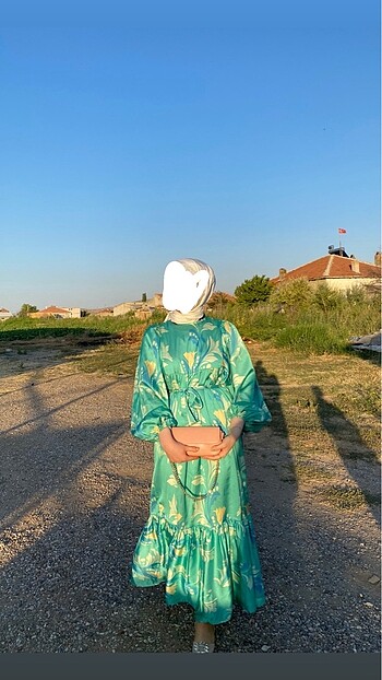 Fushya tesettür saten elbise