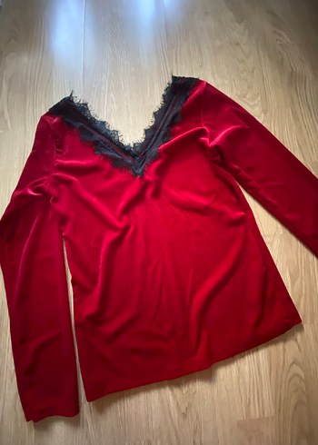 Dantel Detaylı Kırmızı V Yakalı Bluz - Görsel 7