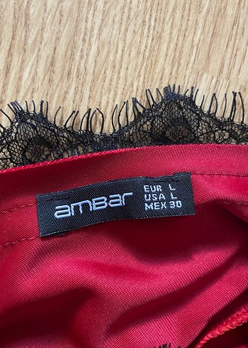 Dantel Detaylı Kırmızı V Yakalı Bluz - Görsel 8