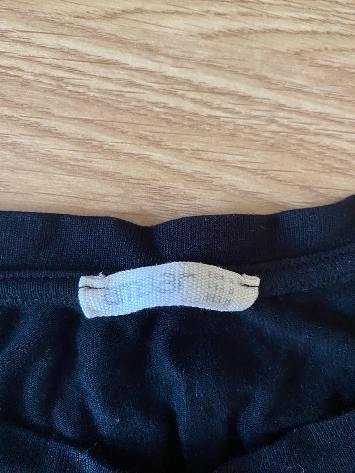 Koyu Mavi Çiçek İşlemeli Uzun Kollu Kız Tişörtü - Görsel 3