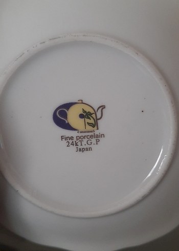 Çiçek Desenli Beyaz Porselen Fincan Takımı - Görsel 6